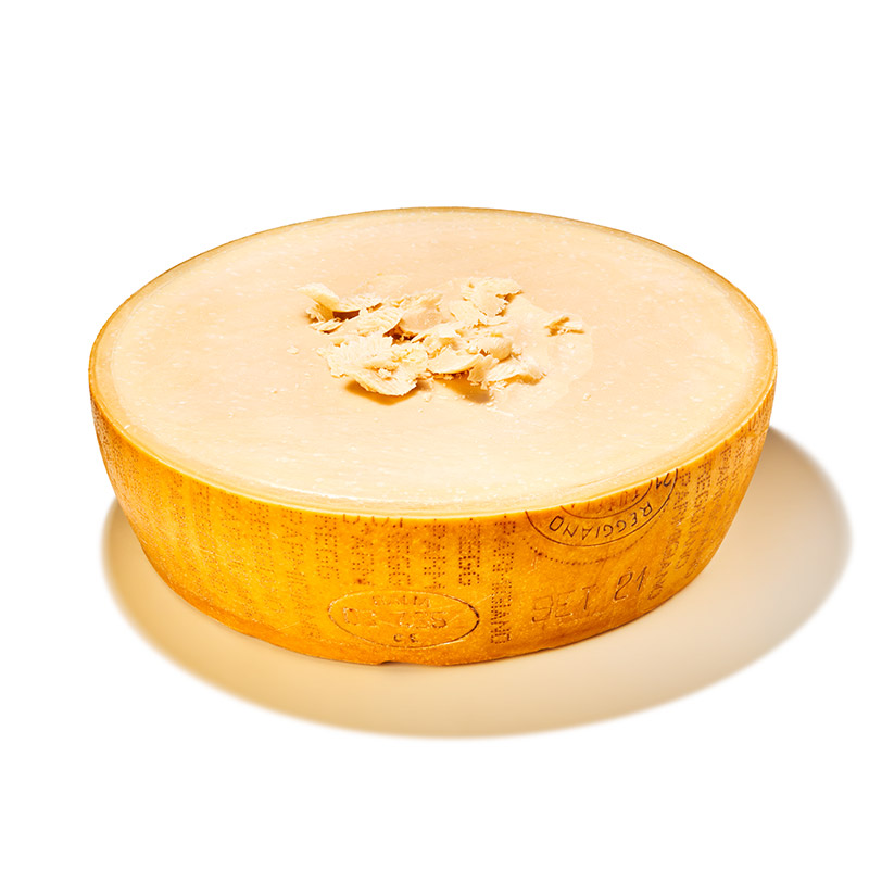 Parmesan-Reggiano-halbiert-OWN-D